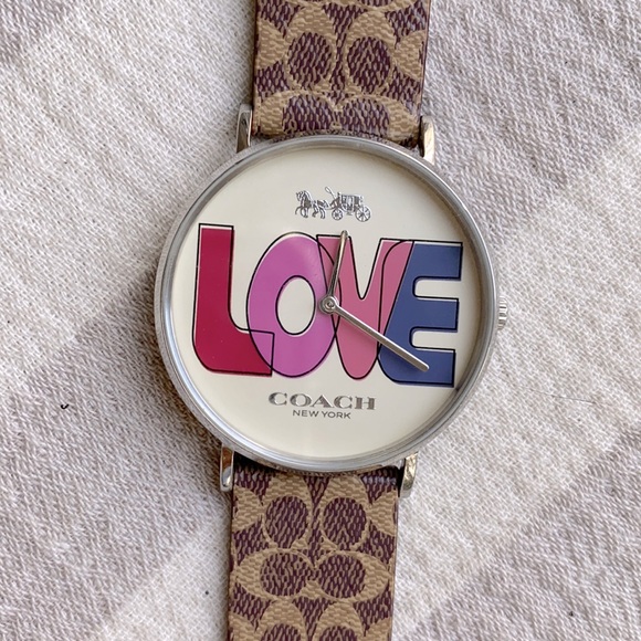 Coach LOVE watch. Like new condition - Picture 1 of 3